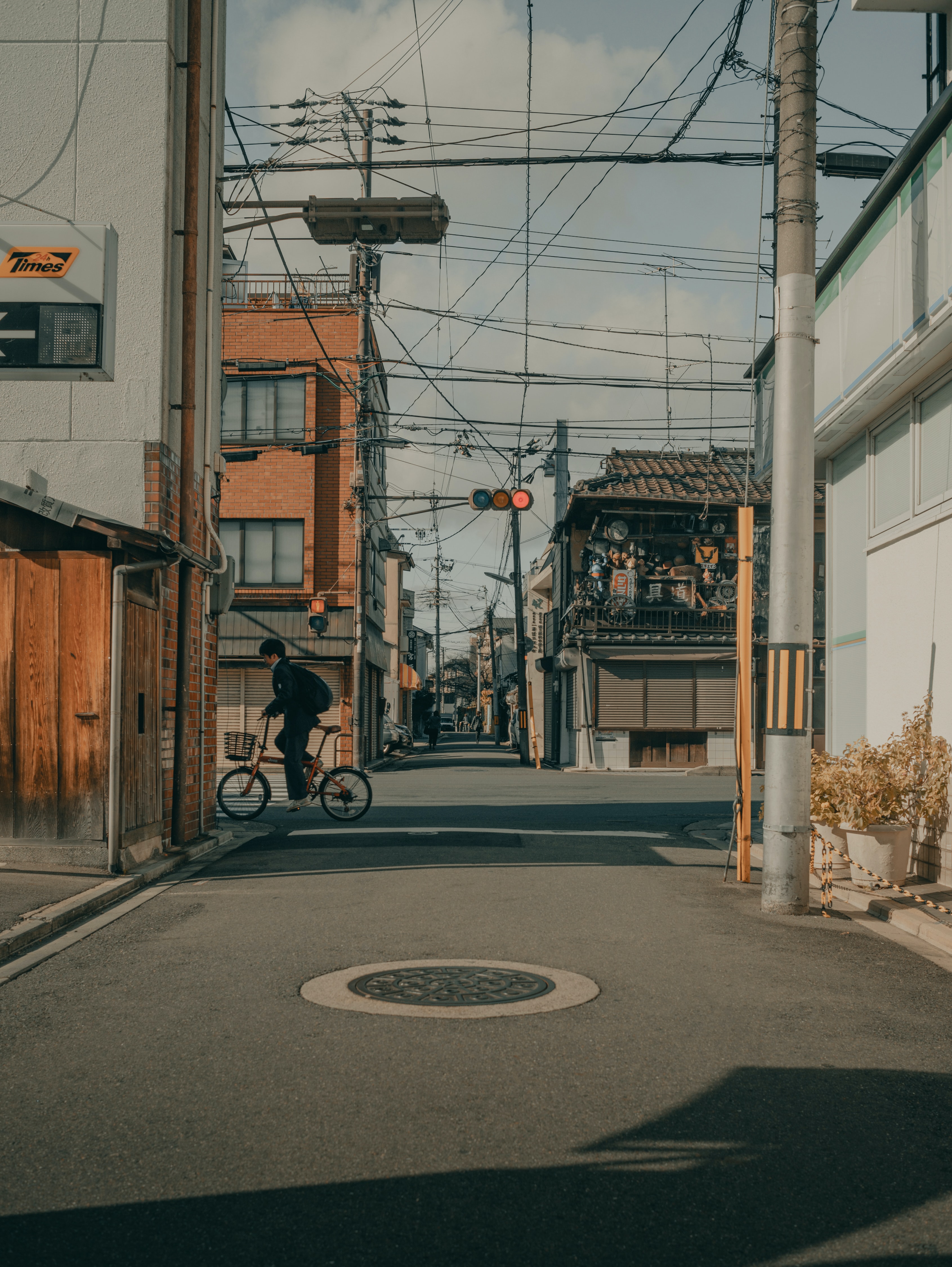 plain street of Tokyo